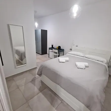 Neapolitan Skyscraper Guest house Naples