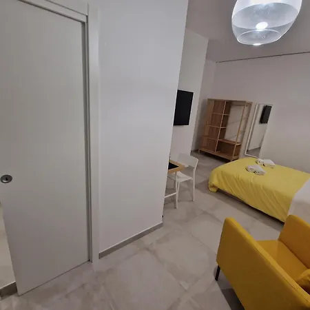 Guest house Neapolitan Skyscraper