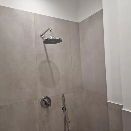 Neapolitan Skyscraper