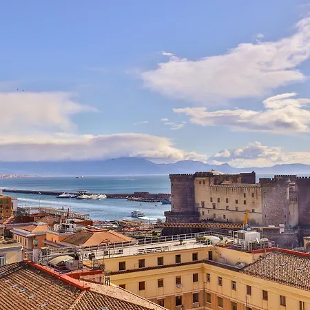 Neapolitan Skyscraper Guest house 3*