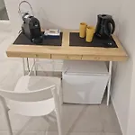 Neapolitan Skyscraper 3*