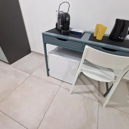 Neapolitan Skyscraper בית הארחה 3*