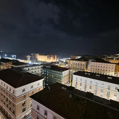 Penzion Neapolitan Skyscraper *